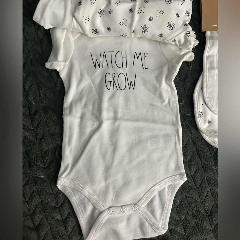 Rae Dunn White Baby Onesie with Daisy Print and bib set - Picture 2 of 5